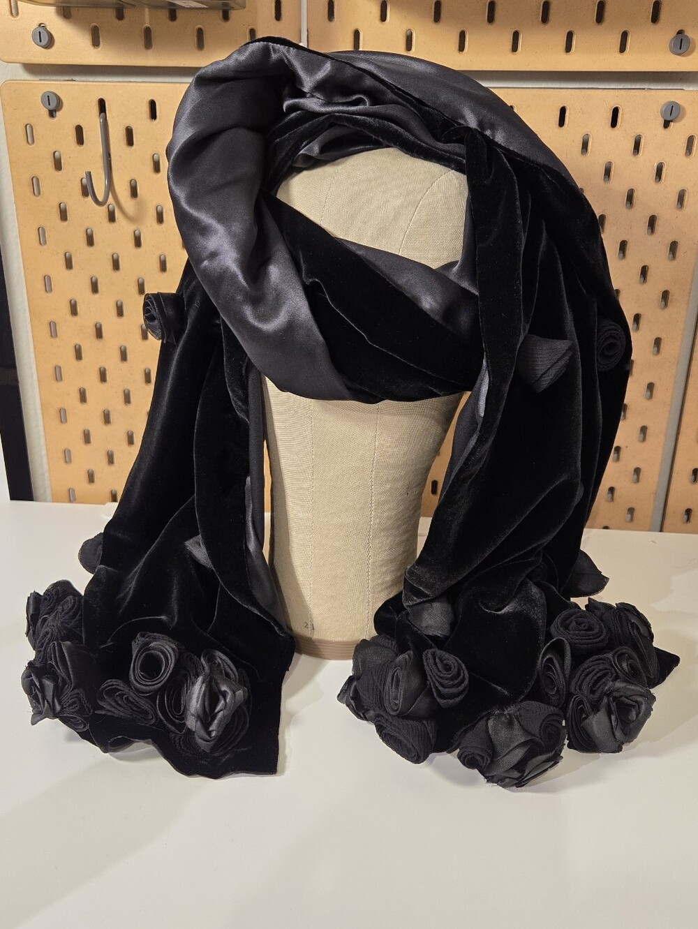Silk Blend Black Velvet Scarf Whimsigoth Ribbon Roses Satin Lined VTG altea Goth